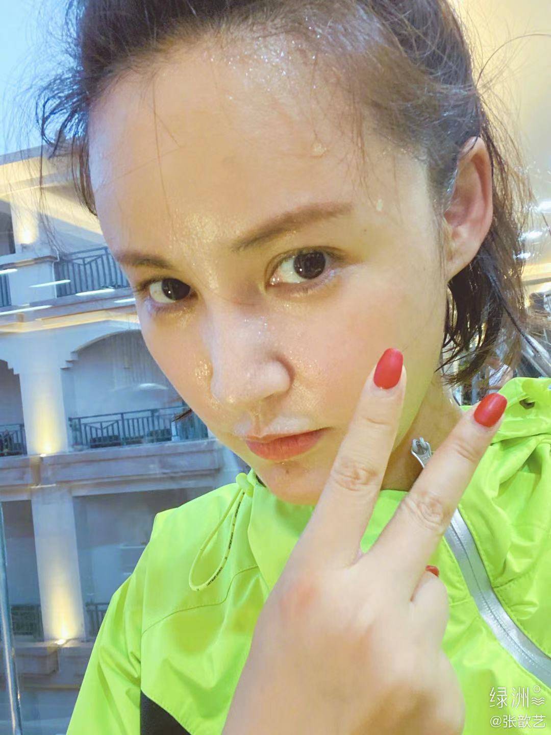 梦回《北爱》!张歆艺发文参加浪姐3,杨幂评论为她打call休闲区蓝鸢梦想 - Www.slyday.coM 梦回《北爱》!张歆艺发文参加浪姐3,杨幂评论为她打call休闲区蓝鸢梦想 - Www.slyday.coM