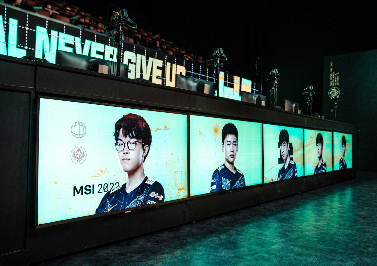 为什么RNG需要重赛，而T1不需要？以官方的解释来看，完全合理休闲区蓝鸢梦想 - Www.slyday.coM