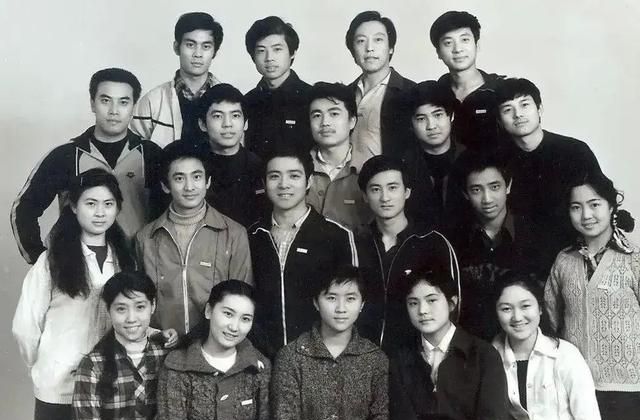 62岁倪大红:一手烂牌打出王炸,他是如何一步步走到今天的?休闲区蓝鸢梦想 - Www.slyday.coM 62岁倪大红:一手烂牌打出王炸,他是如何一步步走到今天的?休闲区蓝鸢梦想 - Www.slyday.coM