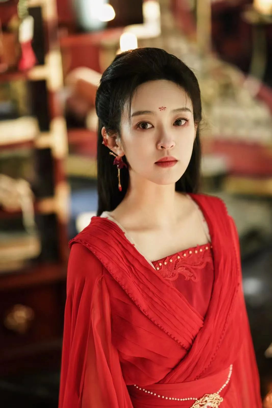 刘泳希摩玉玄奇2开机女主多面反转引期待