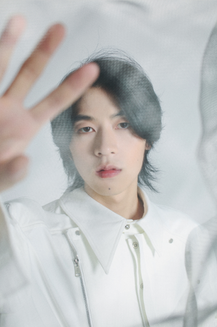 王小帅原创单曲三万公里的孤单暖心上线演绎异地恋的心酸