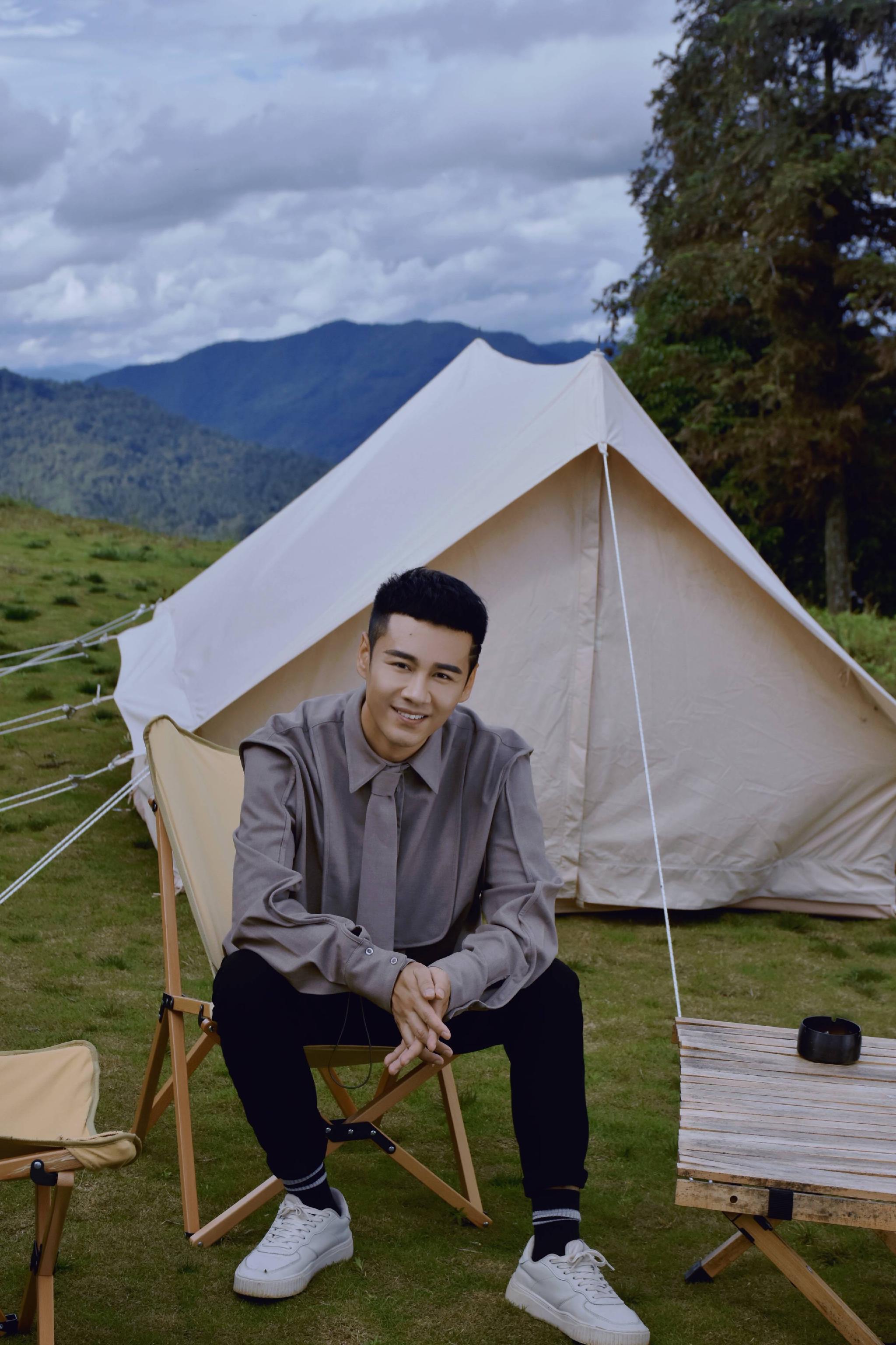 徐子崴《天知道我有多想你》唱尽世间爱而不得的无奈