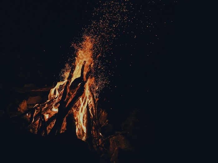 突发状况：维族人晚上不睡觉的原因与生活习惯