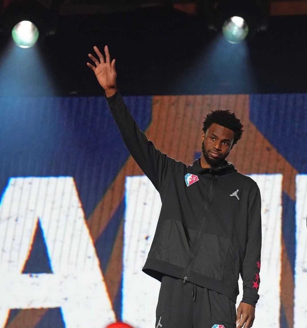 深度笑容温暖如天使27岁维金斯砸碎保温杯发狠上进想夺冠