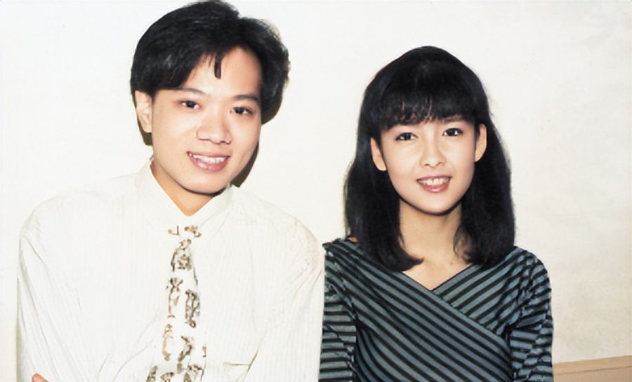 有种"清醒"叫54岁周慧敏,婚内遭多次背叛,如今老公成宠妻达人|陈德彰