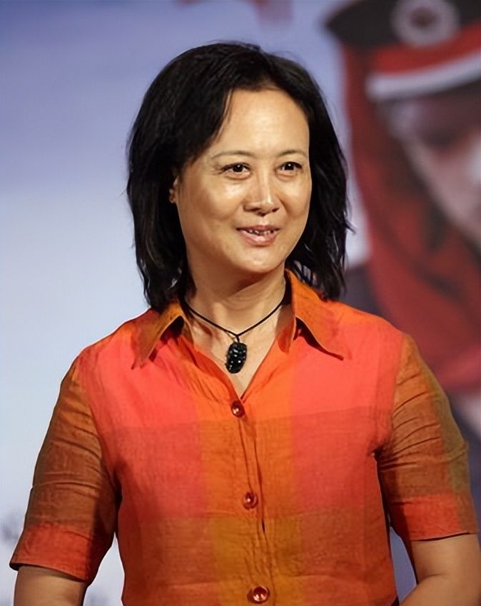 演员柏寒一生不幸临终将儿子托付给海清她的选择正确吗