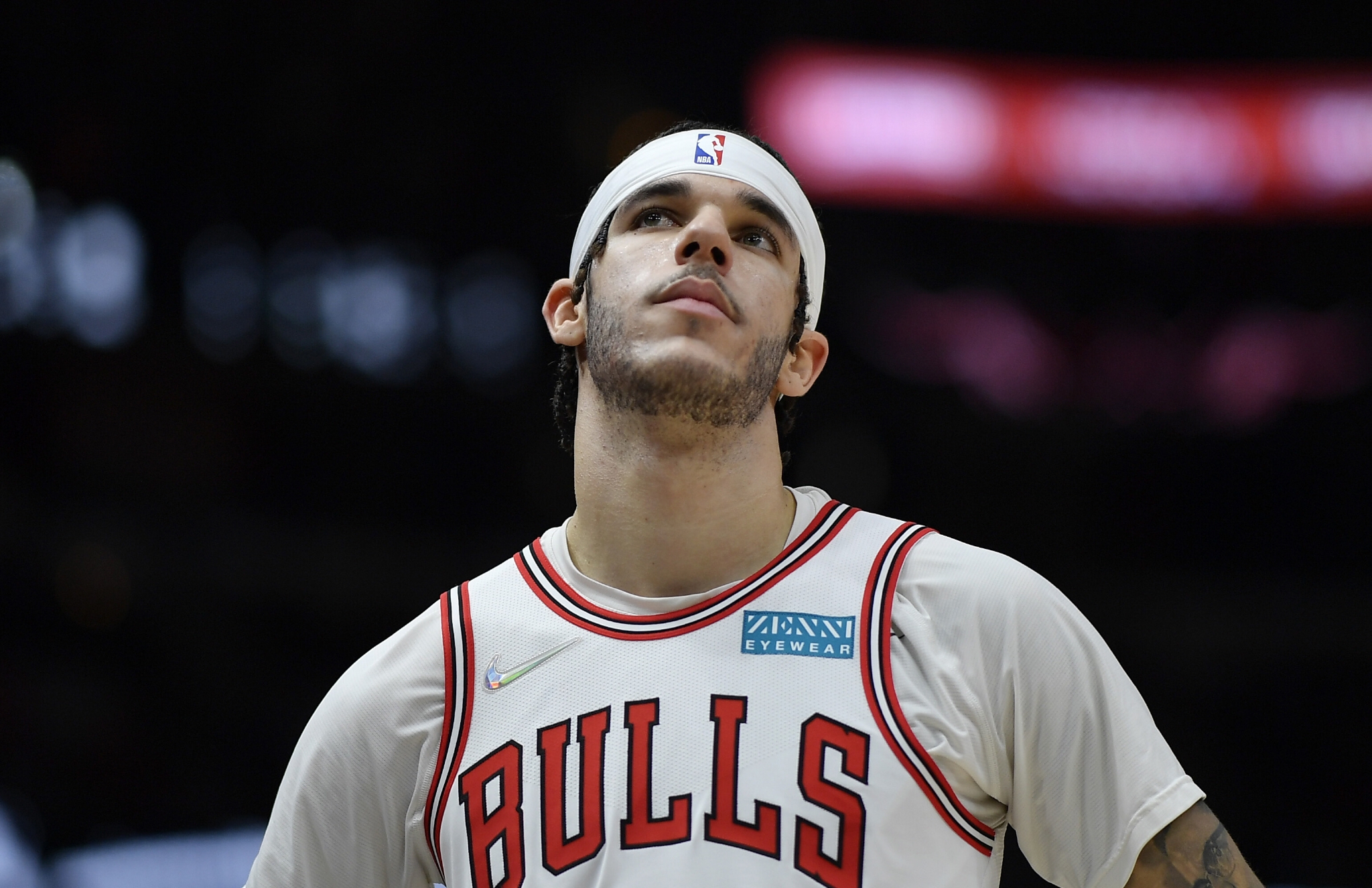 公牛管理层十分关切鲍尔膝伤康复情况