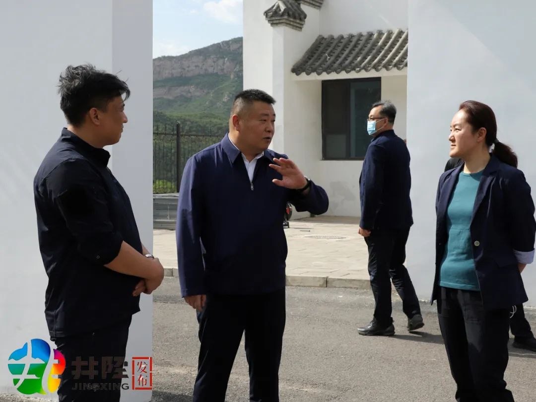 张亚松来到井陉天路