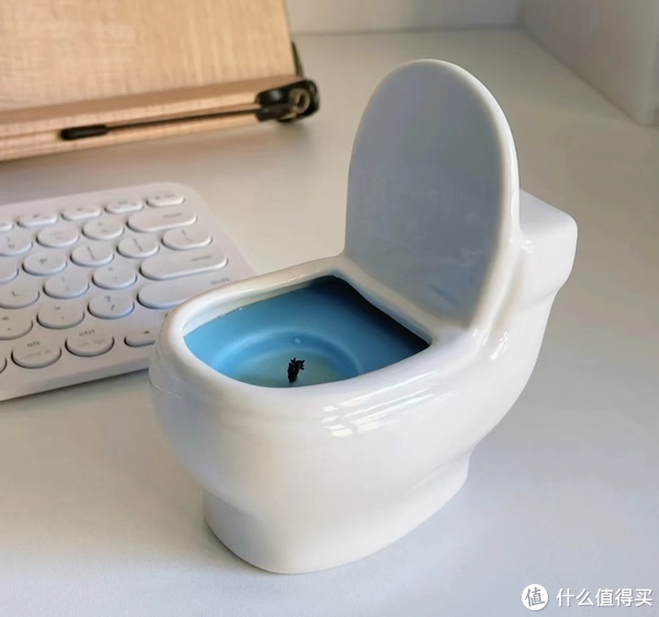 这些怪玩意谁发明的？看了就想买，0.15万的工资都不影响我的格局休闲区蓝鸢梦想 - Www.slyday.coM