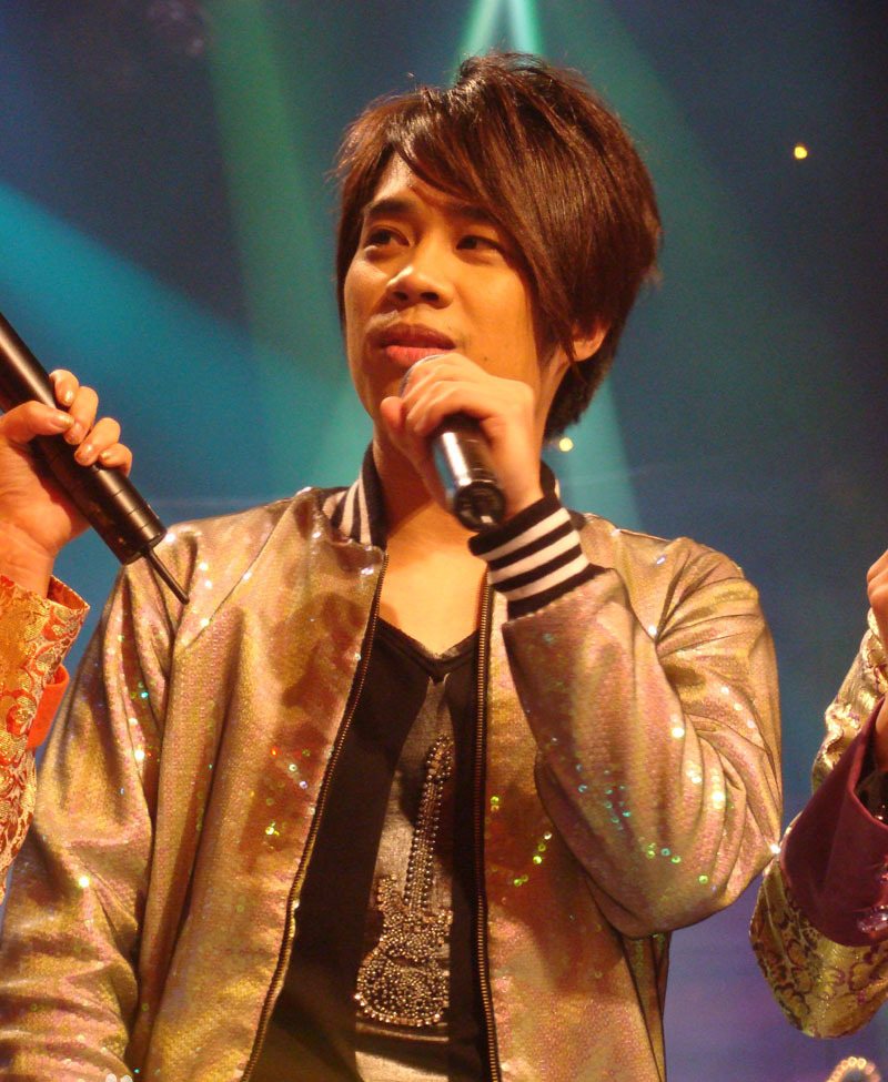 唱《三国恋》的tank复出了,签新公司发新歌,形象帅气大变样__财经头条