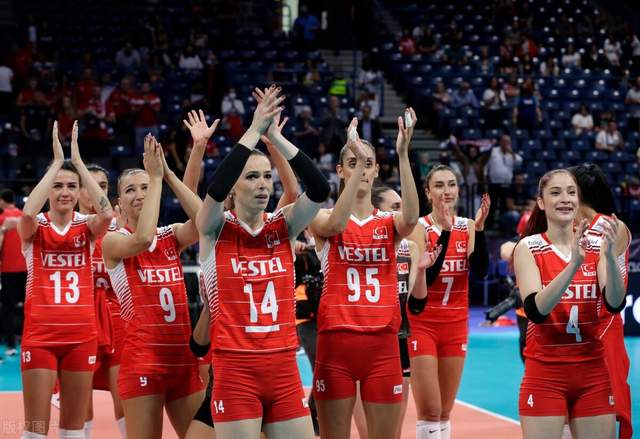 世联赛之土耳其女排篇联赛高水平球队进步快有望进决赛