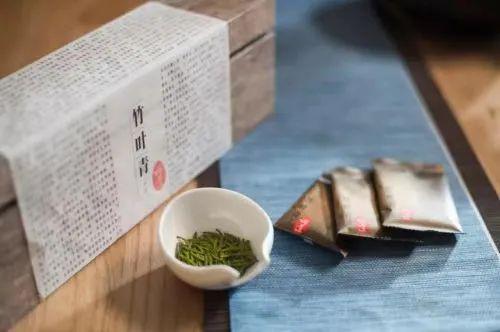 "中国是世界茶文化的起源地,茶叶对中国人的重要性不言而喻,在我们的