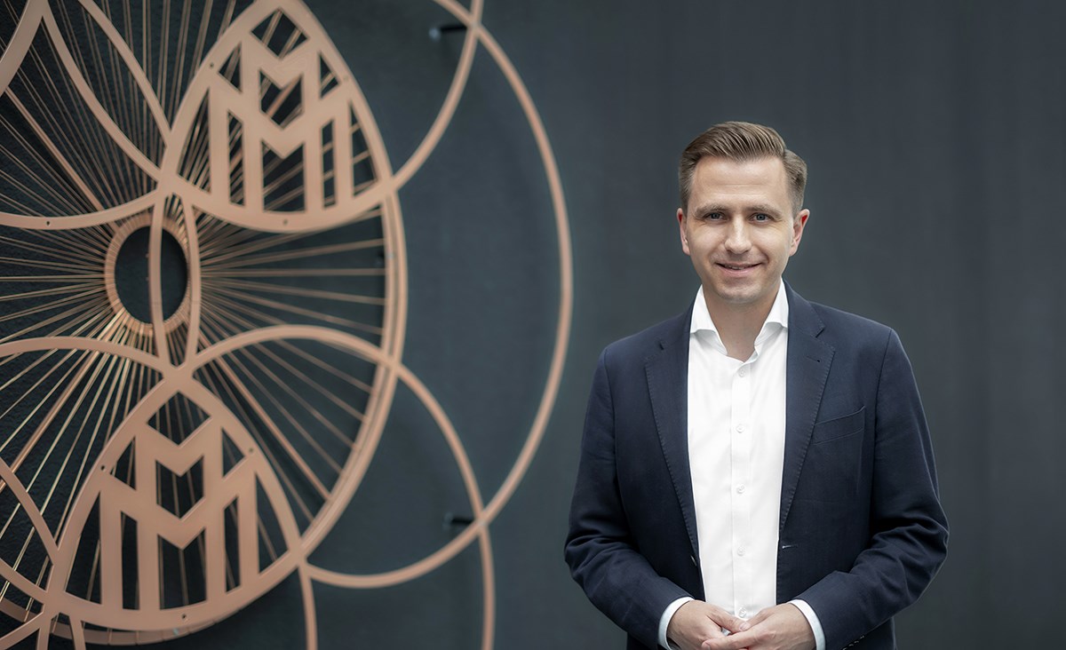 奔驰迈巴赫全球业务负责人李德思daniel lescow表示:"梅赛德斯-迈巴赫