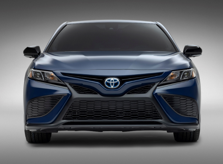 黑色套件加身美版凯美瑞运动感十足