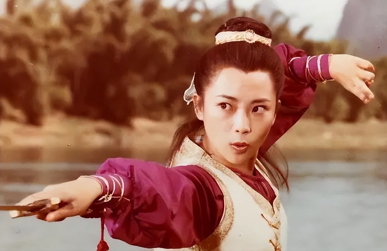 再看李连杰,黄秋燕的婚姻,才明白离婚是最好的选择|少林寺|黄秋燕