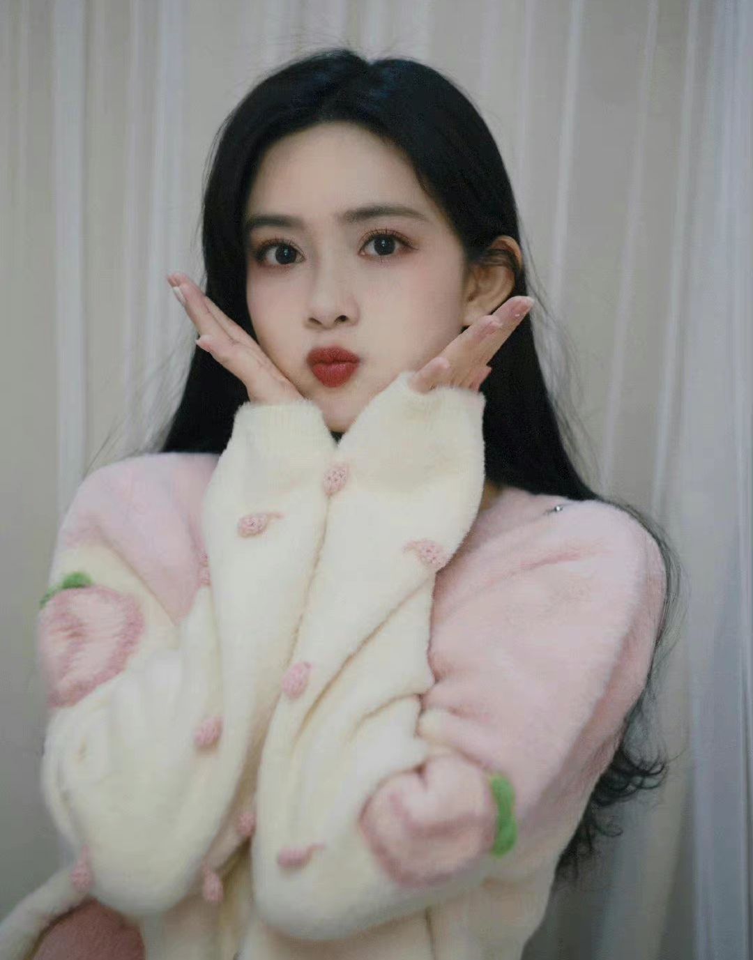 《奔跑吧》花絮：名字备注惹祸了，宋妍霏当场黑脸质疑孟子义休闲区蓝鸢梦想 - Www.slyday.coM