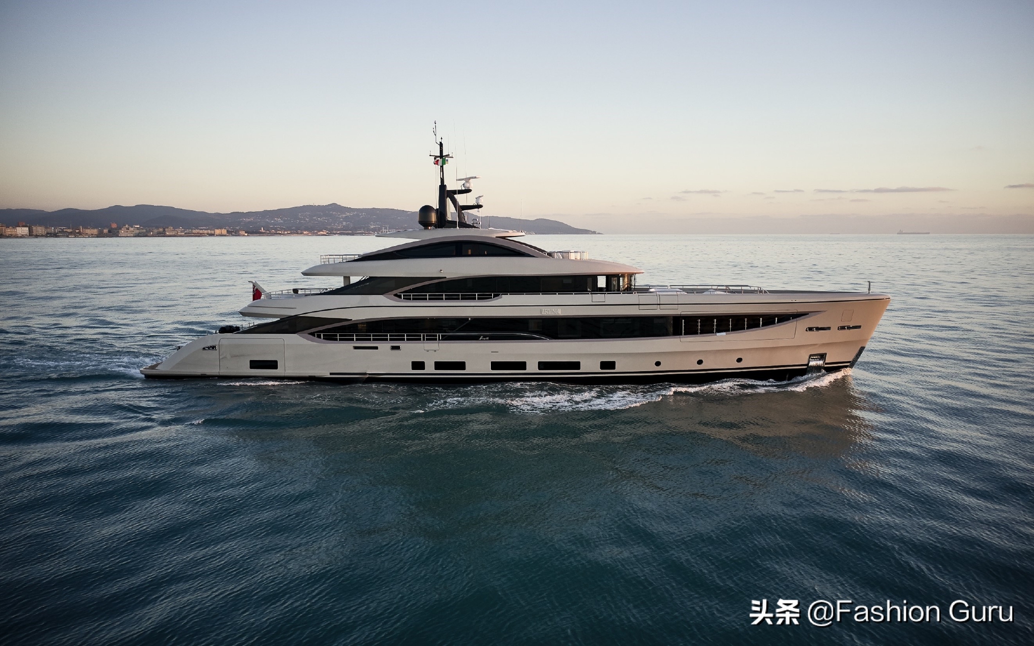 意大利豪华游艇制造商阿兹慕贝尼蒂集团再创订单新纪录