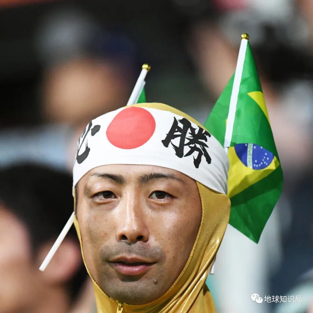 第二代巴西日裔路易斯·具志坚曾任巴西通讯部长,朱尼堤·齐藤曾任