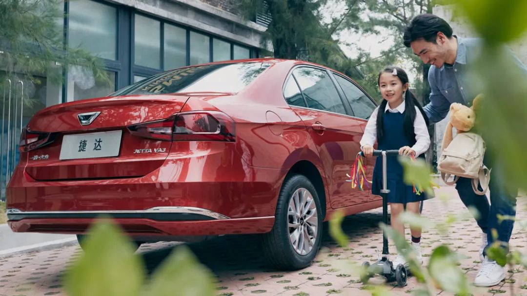 最低4.8万落地合资自动挡轿车，和吹风淋雨说再见