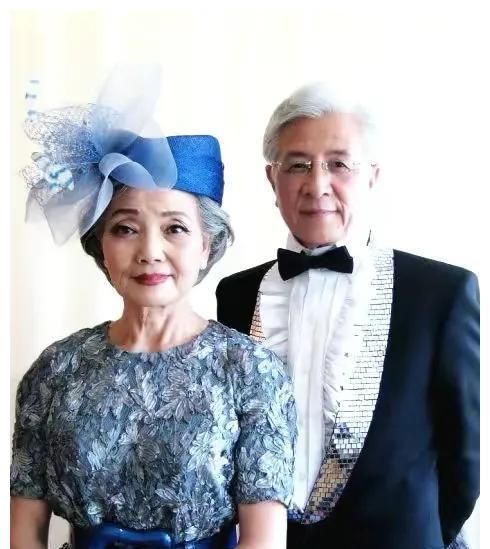 "神仙奶奶"盛瑞玲:70岁当模特,80岁登人生巅峰,92岁活成18岁