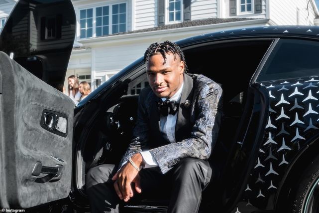 勒布朗·詹姆斯17岁儿子华丽亮相舞会，因舞伴是白人女孩，遭抨击休闲区蓝鸢梦想 - Www.slyday.coM