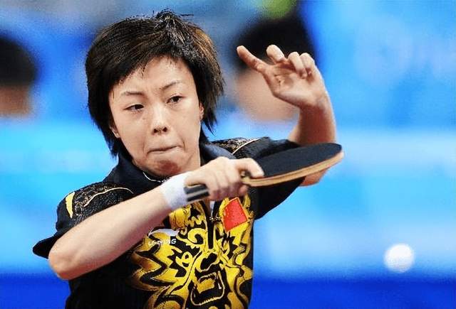 中国乒坛的“大魔王”!张怡宁与大20岁富商结婚,如今一儿一女__财经头条