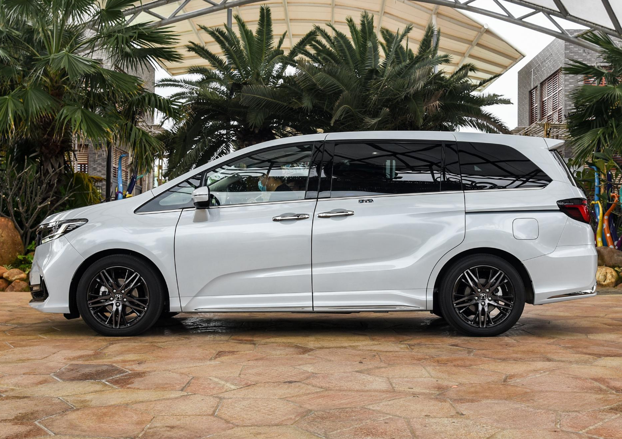 5月自驾游如何挑选座驾？选这3款高品质MPV不会错