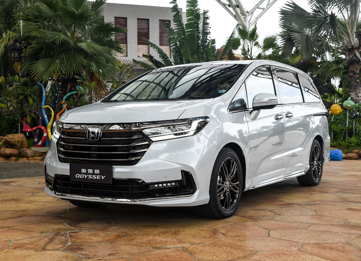 5月自驾游如何挑选座驾？选这3款高品质MPV不会错