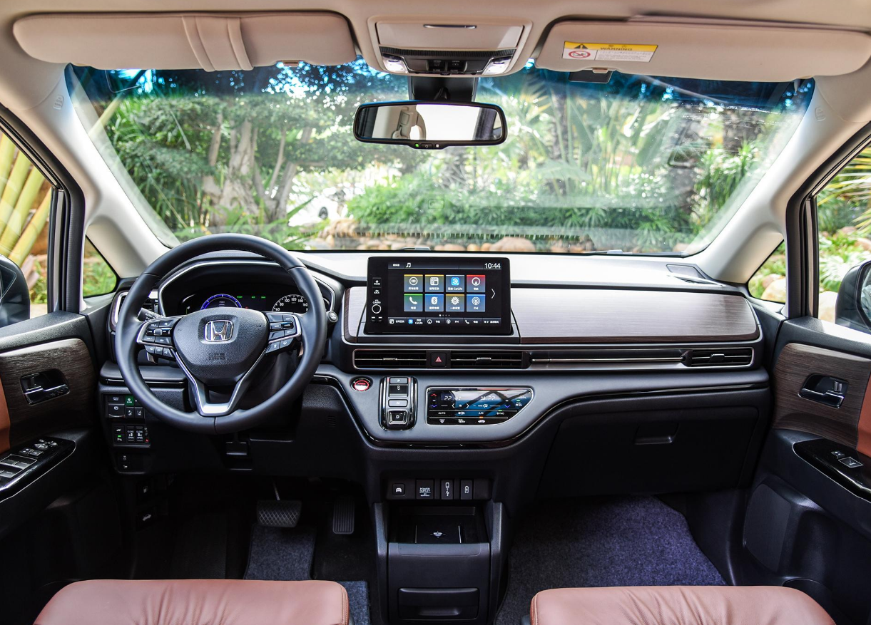 5月自驾游如何挑选座驾？选这3款高品质MPV不会错