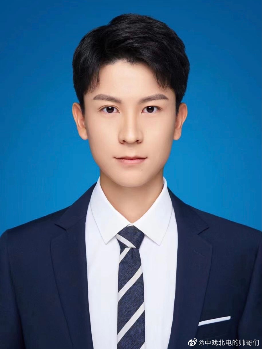 来自山东省威海二中的陈柯臻同学是……|威海市|表演|山东艺术学院