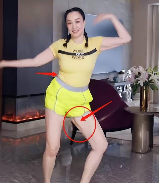 51岁钟丽缇视频跳舞扭胯时大腿赘肉摆动网友不胖但很粗壮