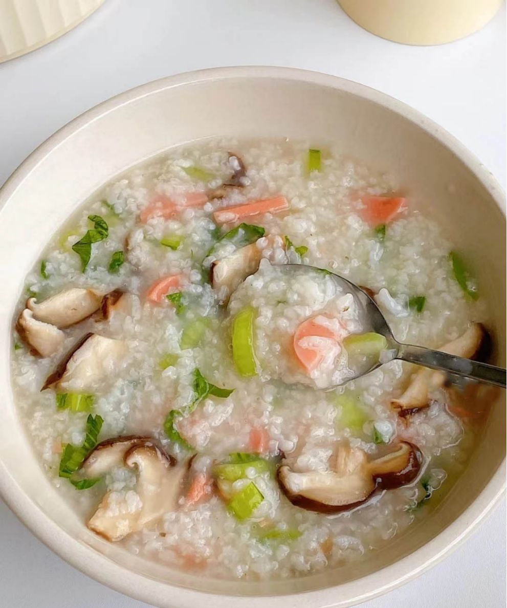 早餐,常给家人吃它,简单易学,营养好消化,别不懂吃|香菇|青菜|大米粥