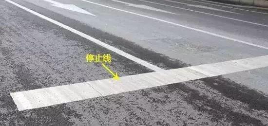 黄色虚线、白色实线 马路上的标线1分钟弄清楚!|实线|标线|虚线_新浪新闻