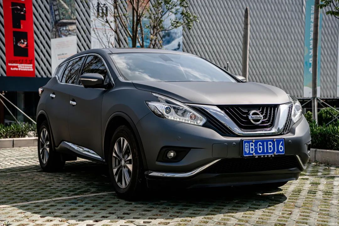 轻松惬意的主旋律试驾日产楼兰