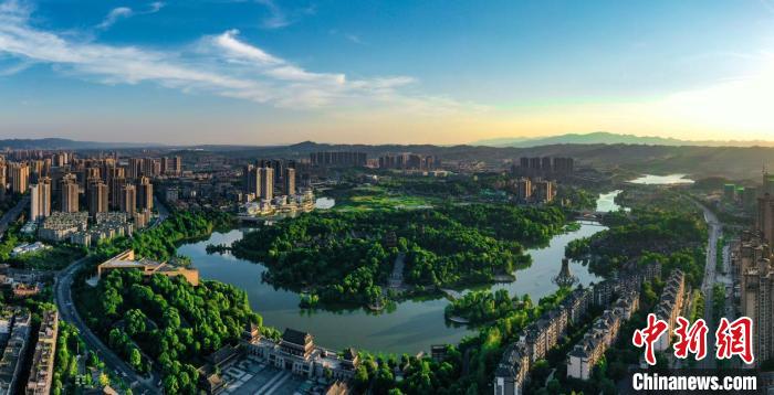 中新网重庆5月20日电 题:"小城"璧山:"研究院经济" 破解企业"成长的