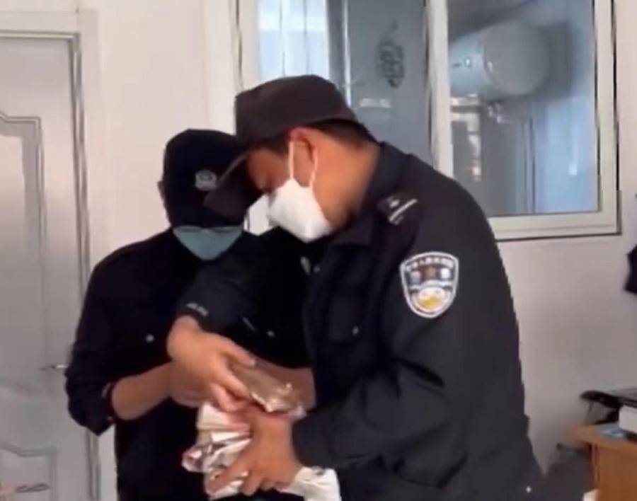 凡人歌｜山东大哥捡到30万苦等一小时，失主浑然不知休闲区蓝鸢梦想 - Www.slyday.coM