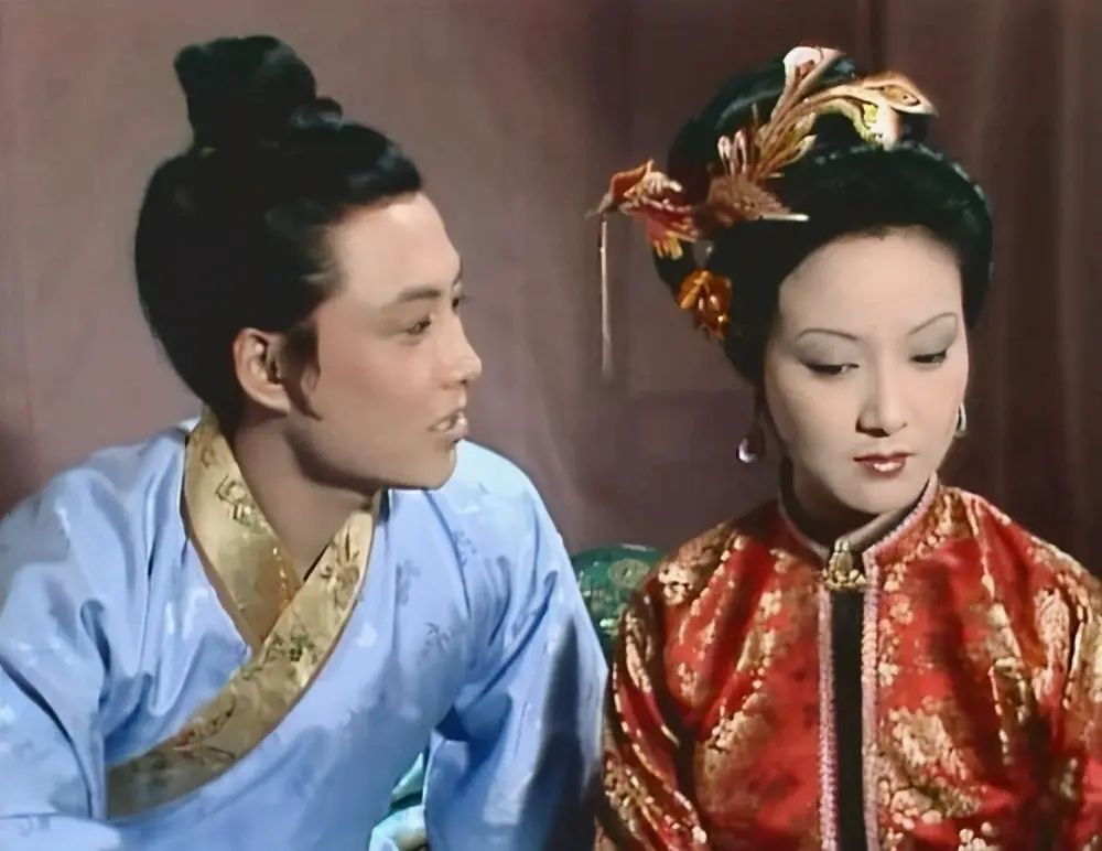 87版红楼梦贾琏风流好色扮演者高宏亮却独宠姐弟恋妻子