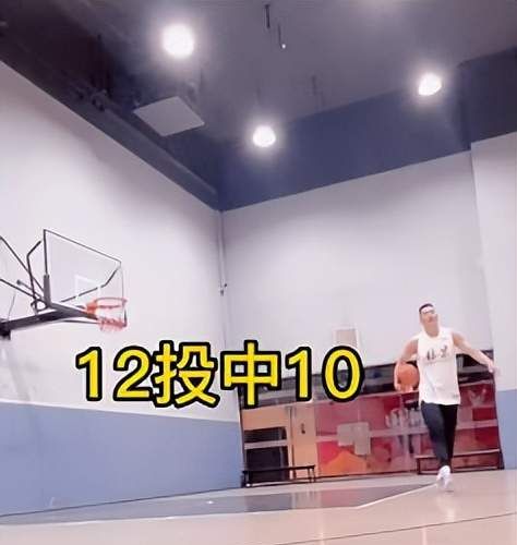 三分球12中10!翟晓川疯狂特训,告别中国男篮后,他要证明自己休闲区蓝鸢梦想 - Www.slyday.coM 三分球12中10!翟晓川疯狂特训,告别中国男篮后,他要证明自己休闲区蓝鸢梦想 - Www.slyday.coM