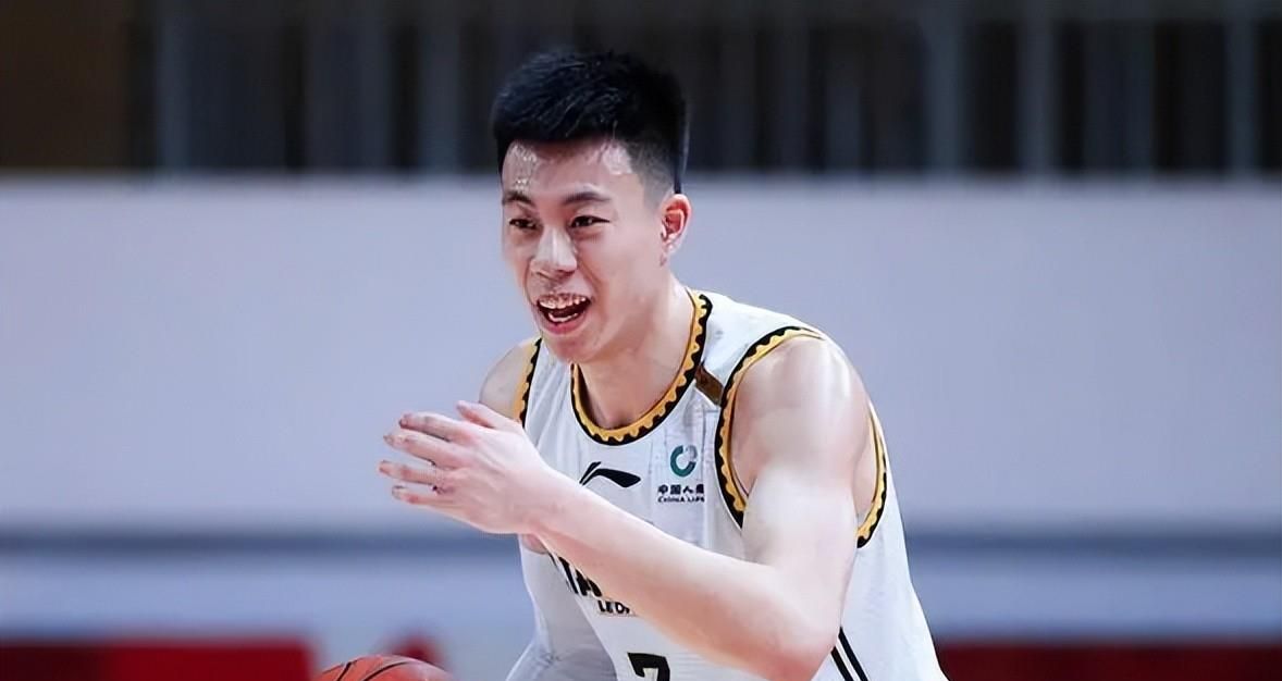 cba三消息辽宁官宣内线离队张镇麟不谈天赋巩晓彬举办赛事