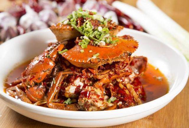 年糕炒蟹经典家常香辣炒蟹下饭佳肴