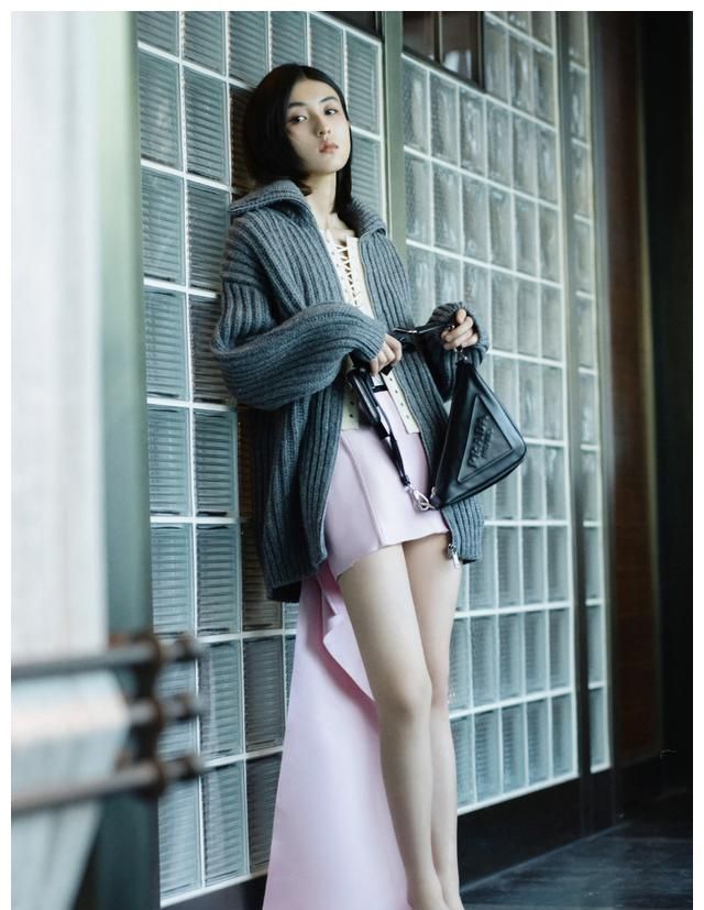 夸颜值就算了,尬吹演技真的忍不了,内娱明星真当观众瞎?休闲区蓝鸢梦想 - Www.slyday.coM 夸颜值就算了,尬吹演技真的忍不了,内娱明星真当观众瞎?休闲区蓝鸢梦想 - Www.slyday.coM