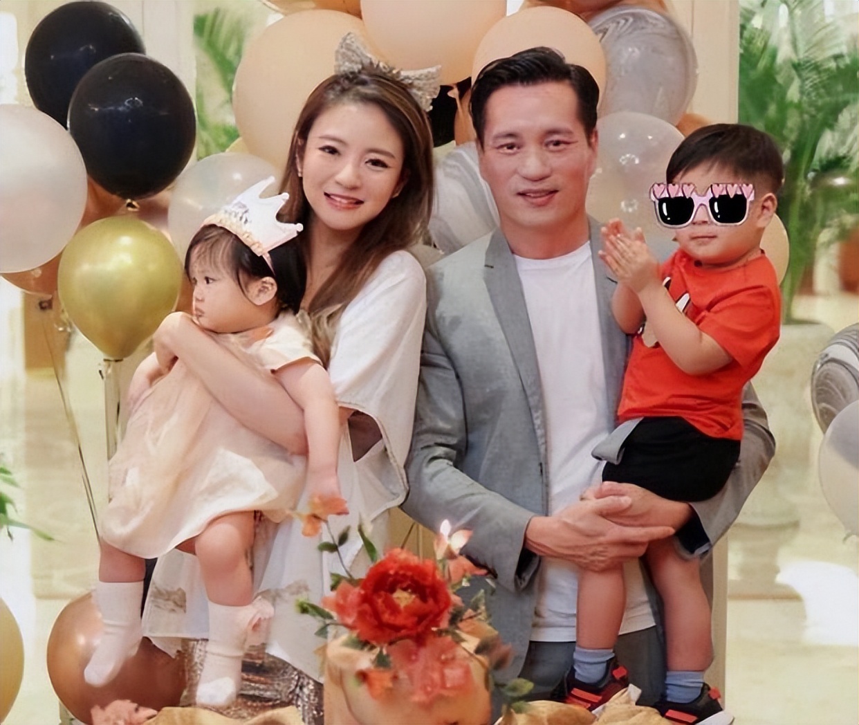 安以轩新动作:清空与老公陈荣炼昔日照片,疑似正式退圈安静生活休闲区蓝鸢梦想 - Www.slyday.coM 安以轩新动作:清空与老公陈荣炼昔日照片,疑似正式退圈安静生活休闲区蓝鸢梦想 - Www.slyday.coM