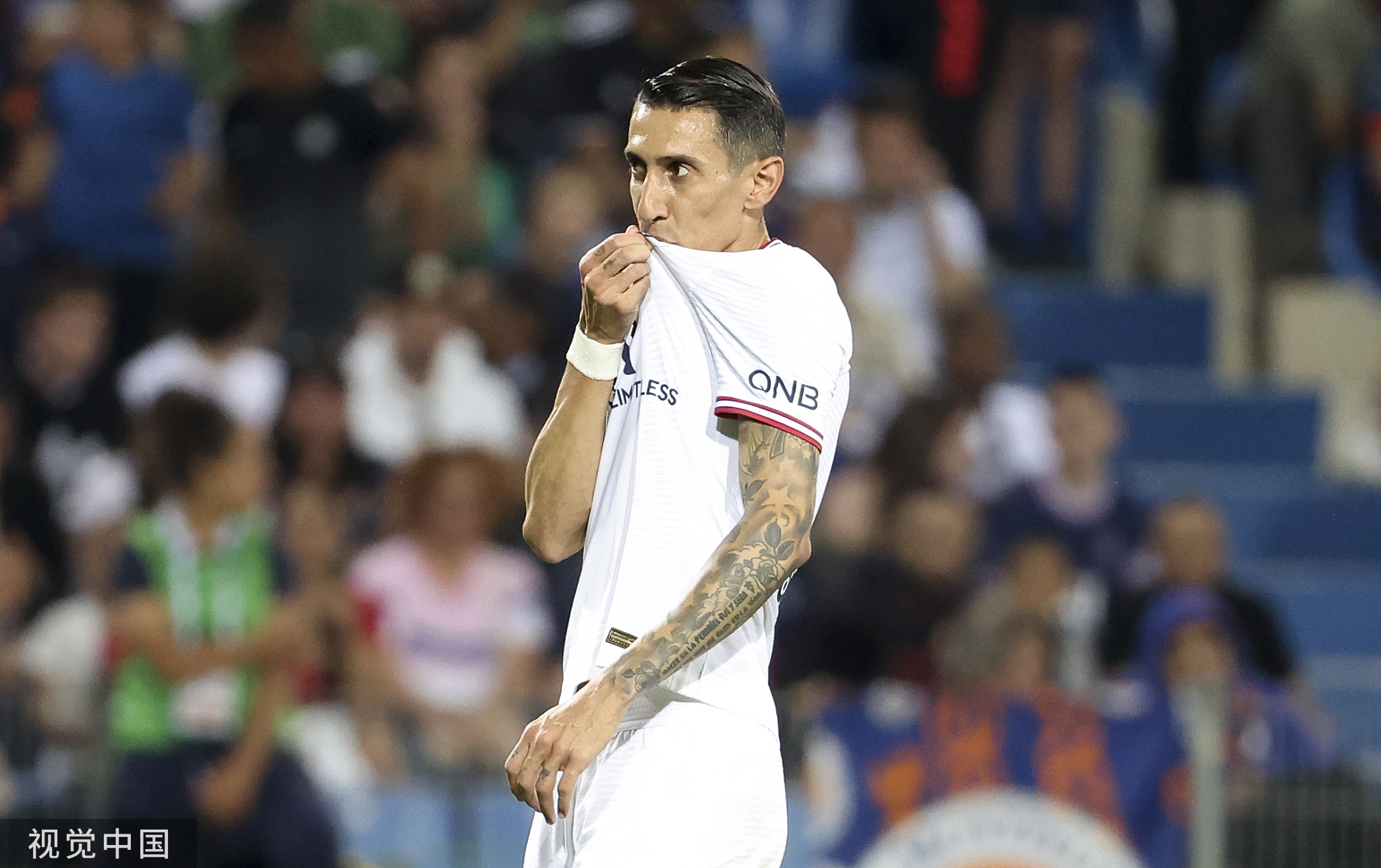 迪马利亚离开大巴黎.