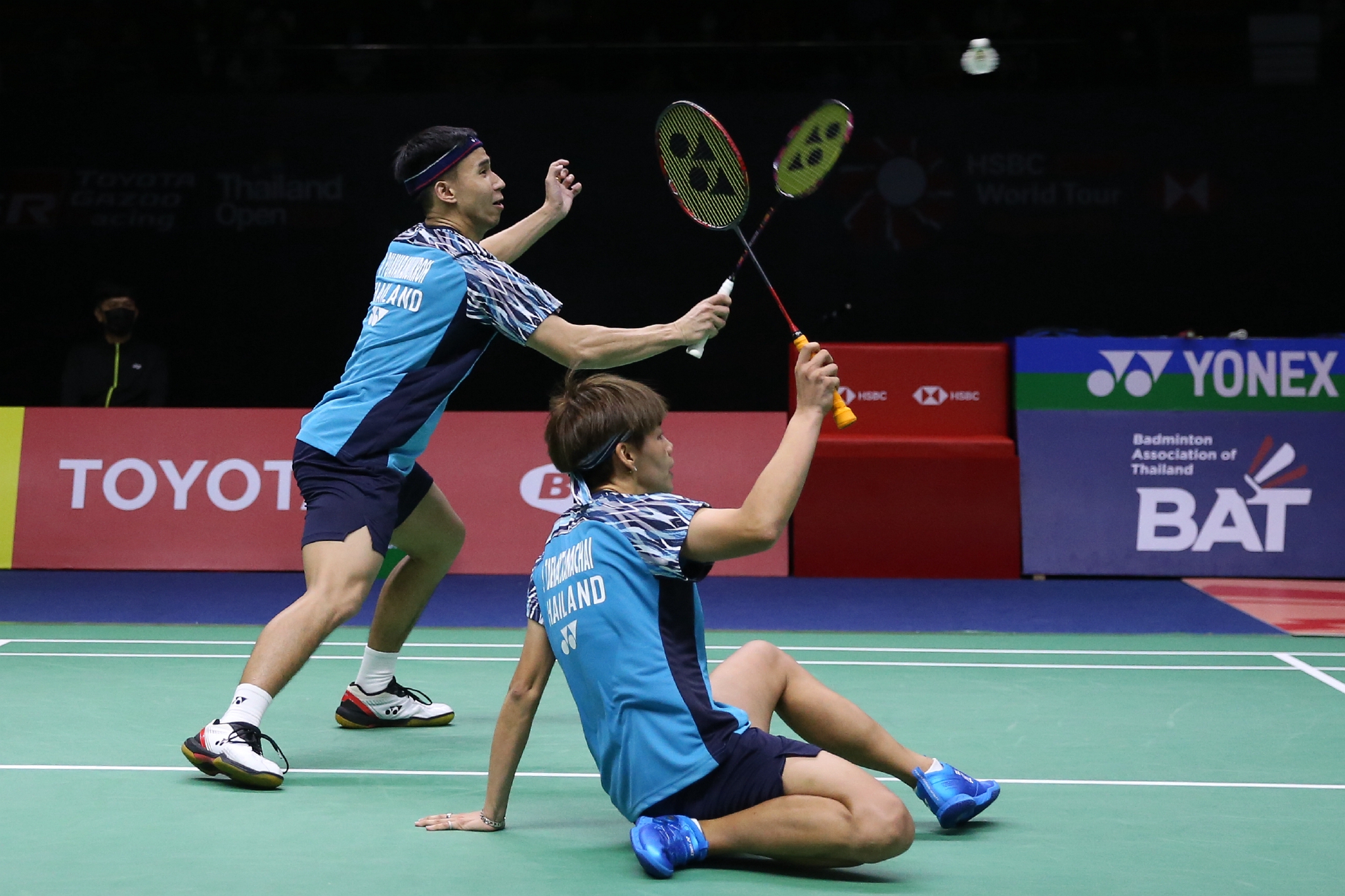 羽毛球泰国公开赛王懿律黄东萍止步半决赛