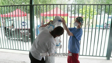 全球连线｜在京外籍志愿者：“老外”不见外 齐心守家园休闲区蓝鸢梦想 - Www.slyday.coM