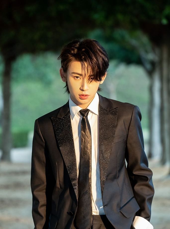 小鬼王琳凯换新专辑名当微博头像 生日当天发布创作专辑意义非凡休闲区蓝鸢梦想 - Www.slyday.coM 小鬼王琳凯换新专辑名当微博头像 生日当天发布创作专辑意义非凡休闲区蓝鸢梦想 - Www.slyday.coM