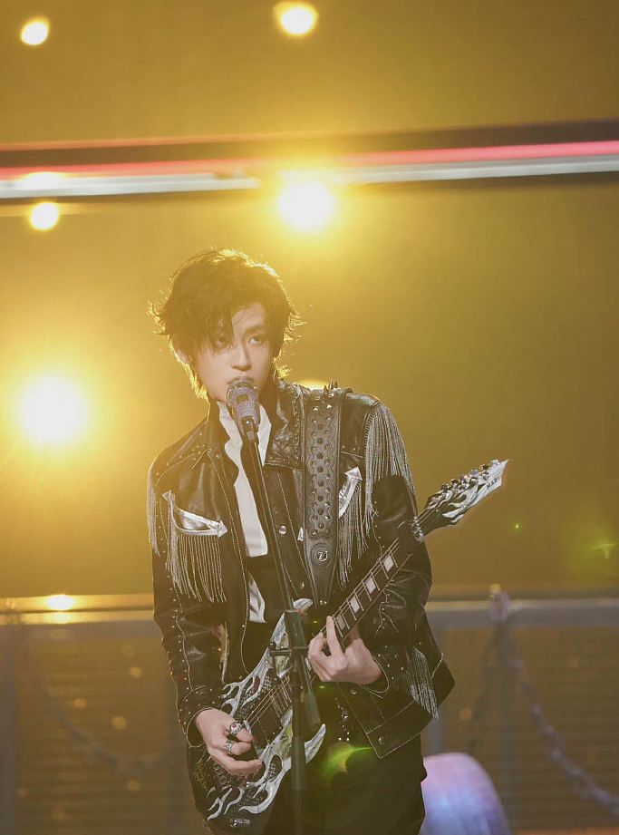 小鬼王琳凯换新专辑名当微博头像 生日当天发布创作专辑意义非凡休闲区蓝鸢梦想 - Www.slyday.coM 小鬼王琳凯换新专辑名当微博头像 生日当天发布创作专辑意义非凡休闲区蓝鸢梦想 - Www.slyday.coM