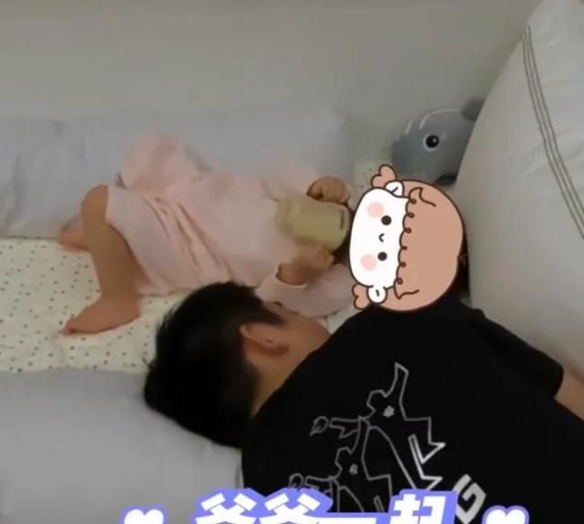 苗苗晒老公郑恺回家vlog,一家团聚画面超有爱,Ana见爸爸笑不停休闲区蓝鸢梦想 - Www.slyday.coM 苗苗晒老公郑恺回家vlog,一家团聚画面超有爱,Ana见爸爸笑不停休闲区蓝鸢梦想 - Www.slyday.coM