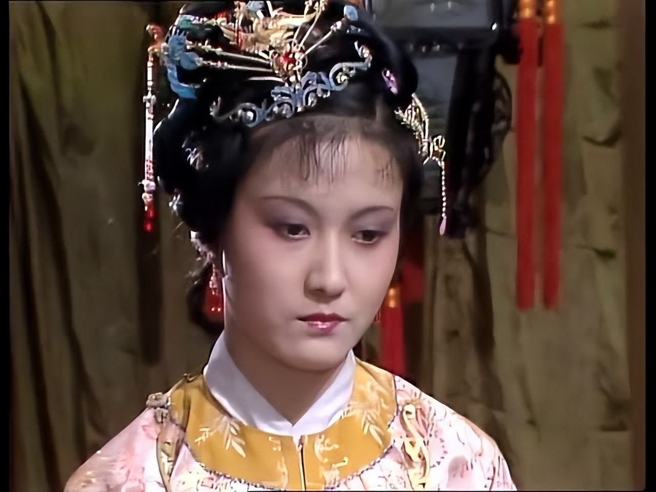 87红楼梦王扶林看走眼的四个角色最失败的并非薛宝琴