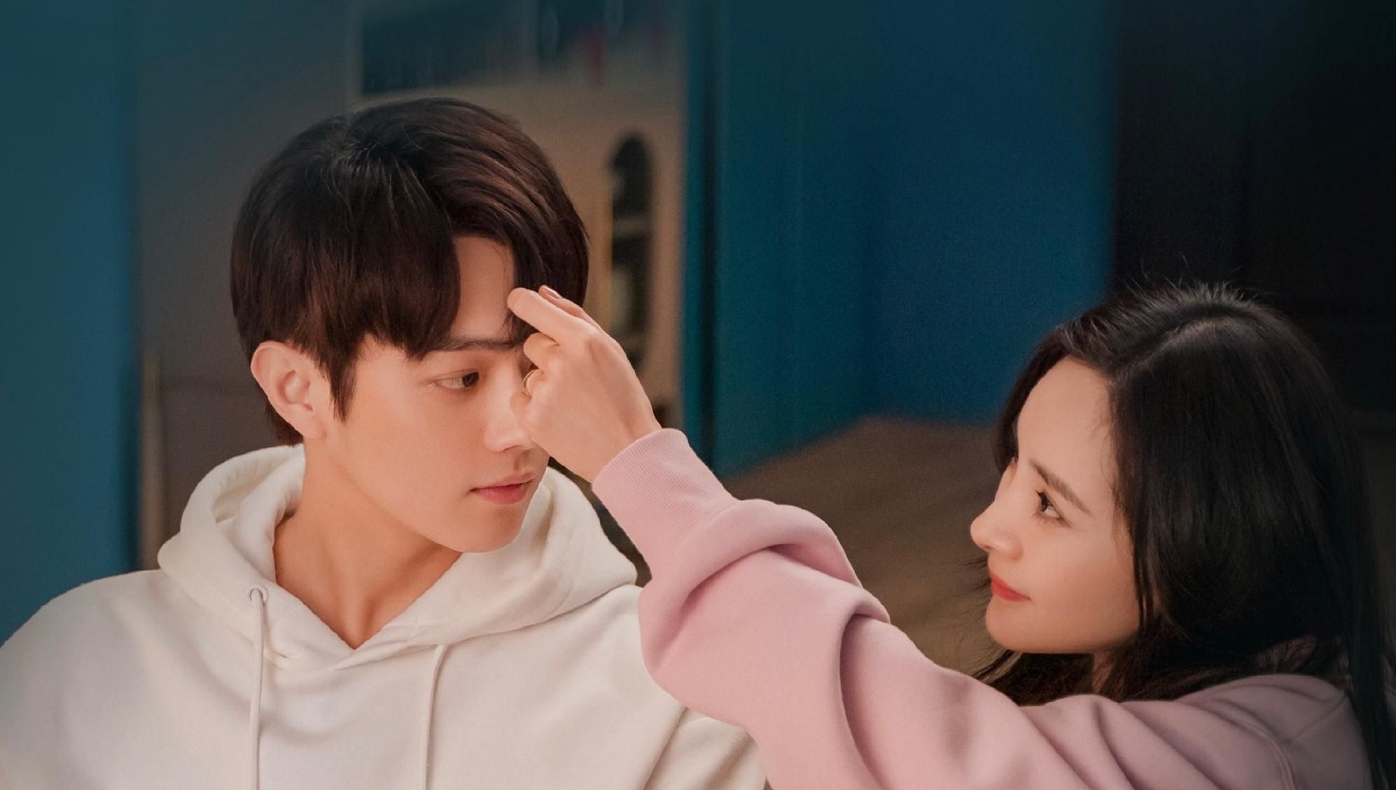 爱的二八定律杨幂许凯两人对视嘴唇未播先火cp感爆棚